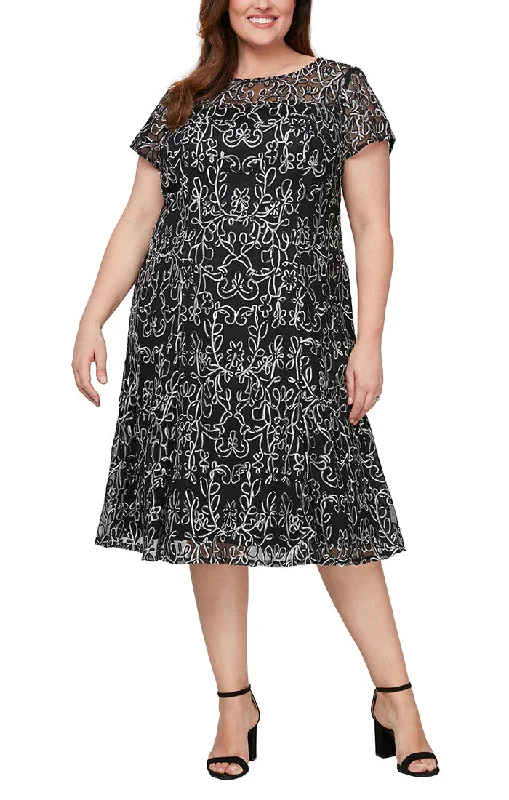 SL Fashions 9420251 Plus Size Embroidered Lace Cocktail Dress