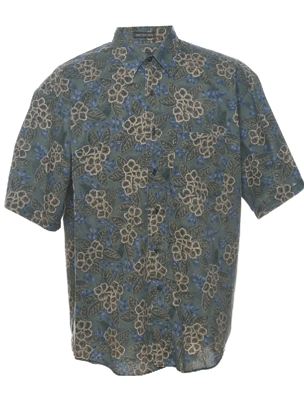 Van Heusen Hawaiian Shirt - L